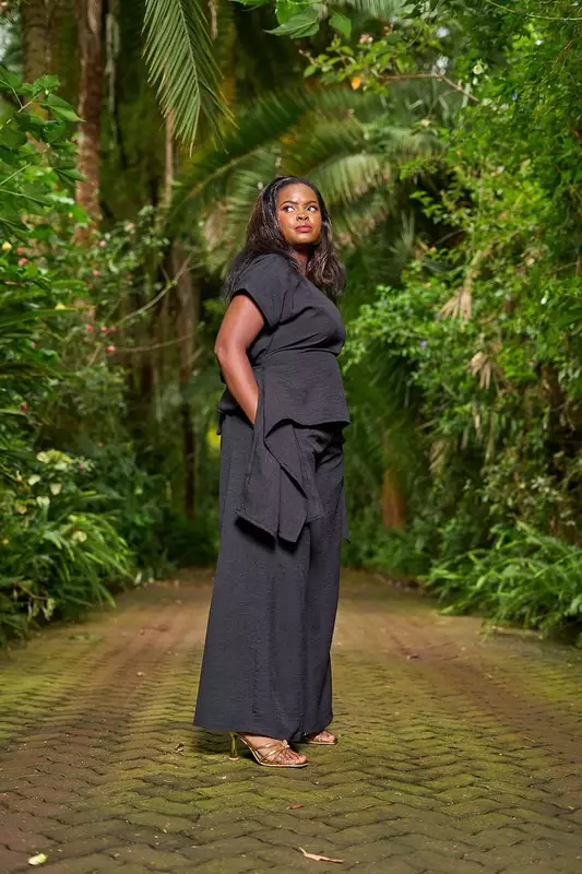 Silk House Collection Kyomi Set Black