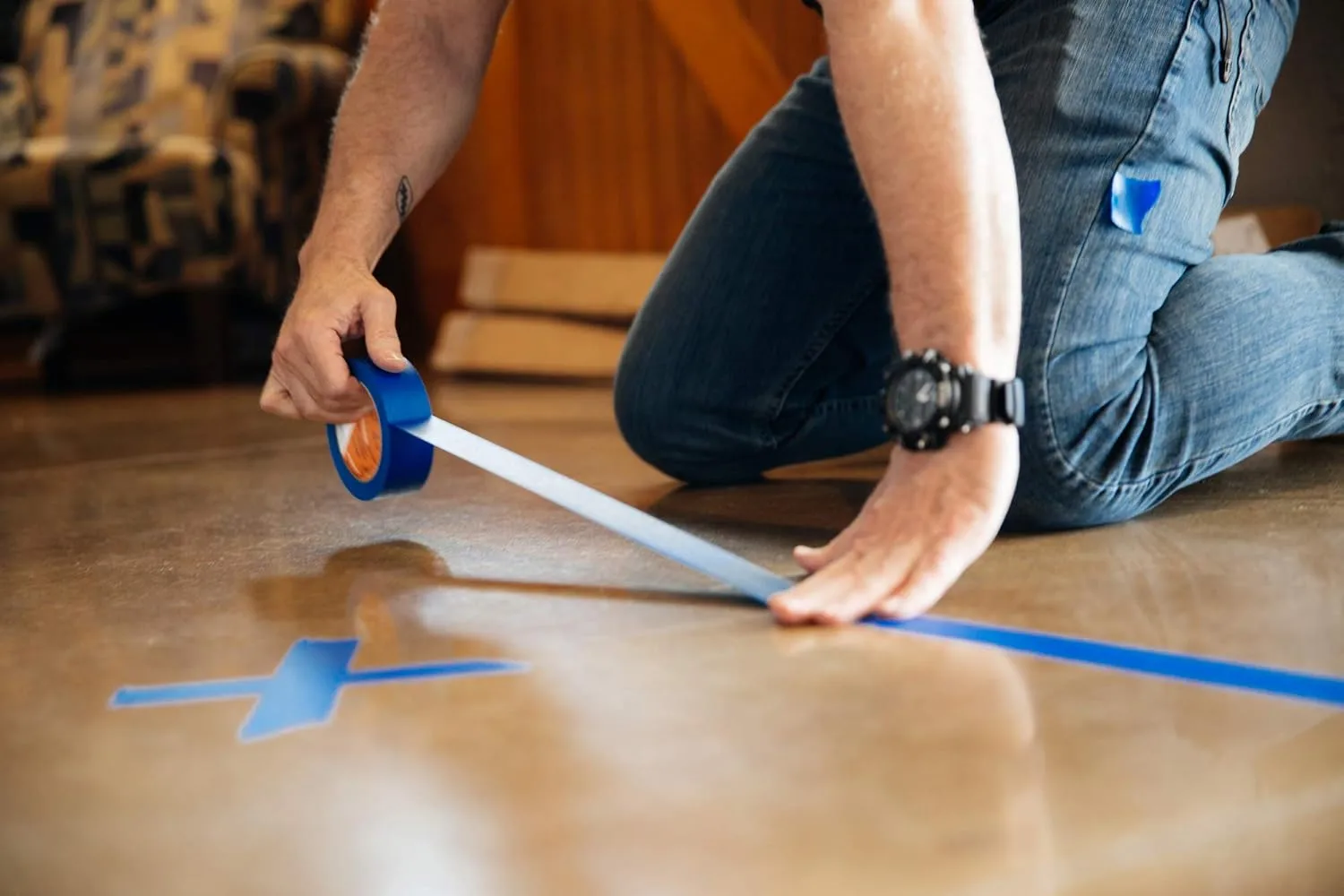 Shurtape CP 27 14-Day ShurRELEASE Painter's Tape, Multi-Surface, 36mm x 55m, Blue, 1 Roll (202879)