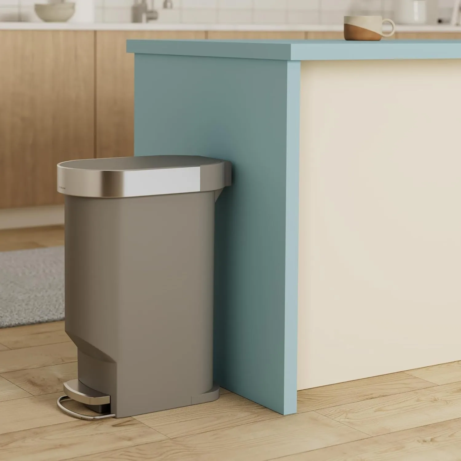 simplehuman Step Trash Can with LidShox, Steel Pedal & Liner Rim