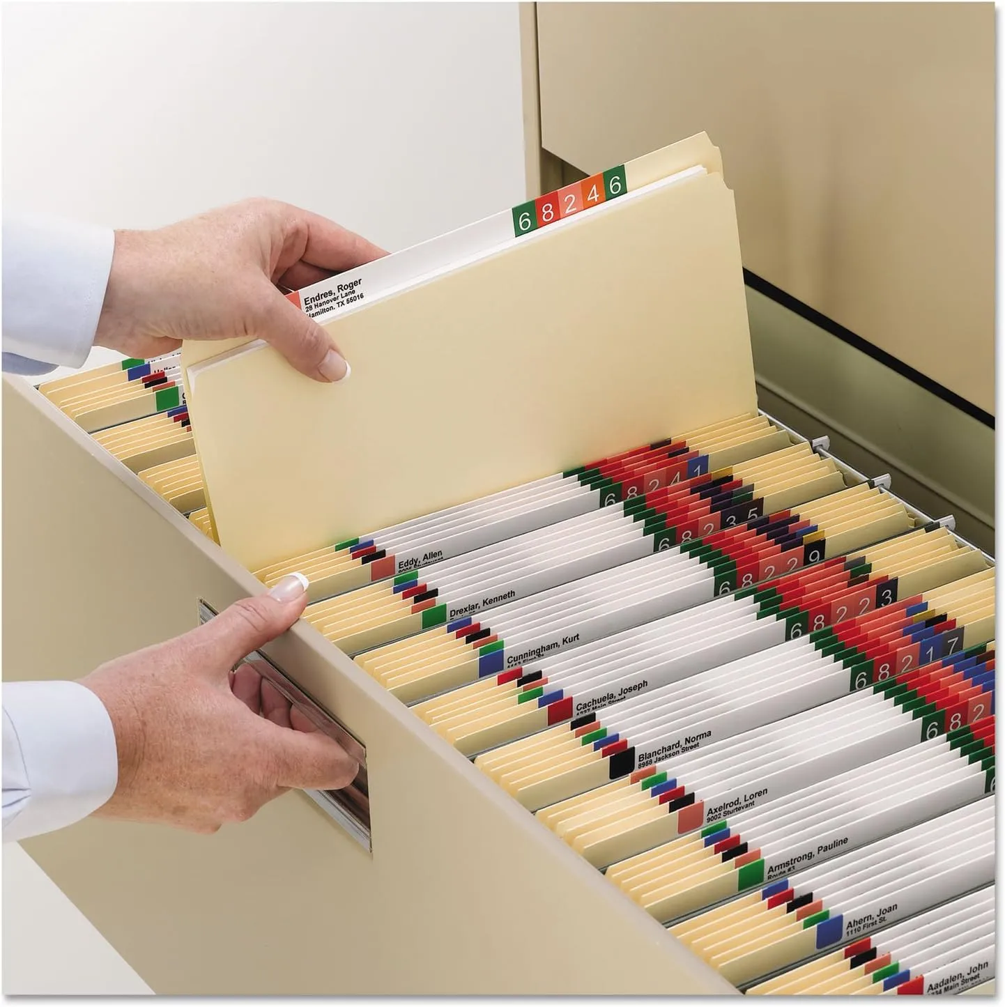 Smead File Folder, Straight-Cut Tab, Letter Size, Manila, 100 per Box (10300)