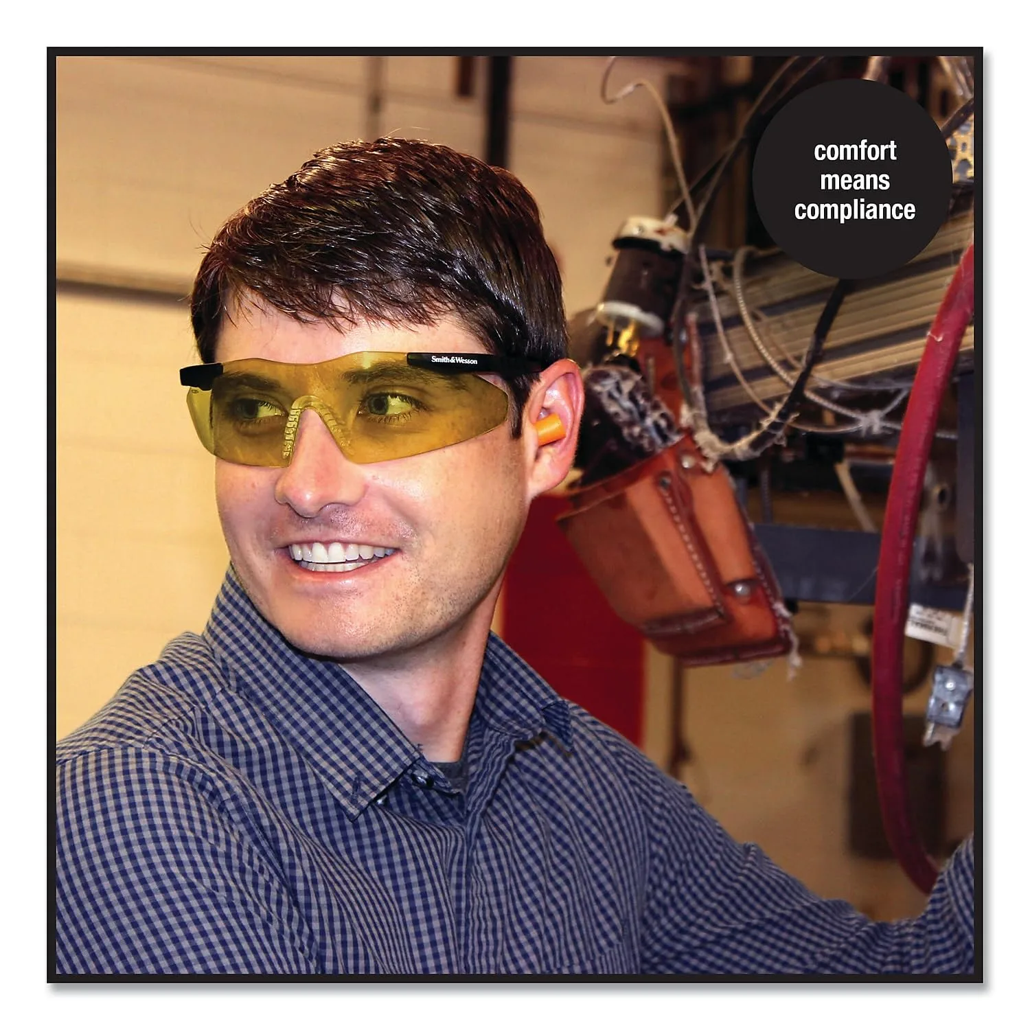 Smith & Wesson 19826 Magnum 3G Safety Eyewear, Polycarbonate Anti-Scratch Lenses, One Size, Black Nylon Frame, Amber