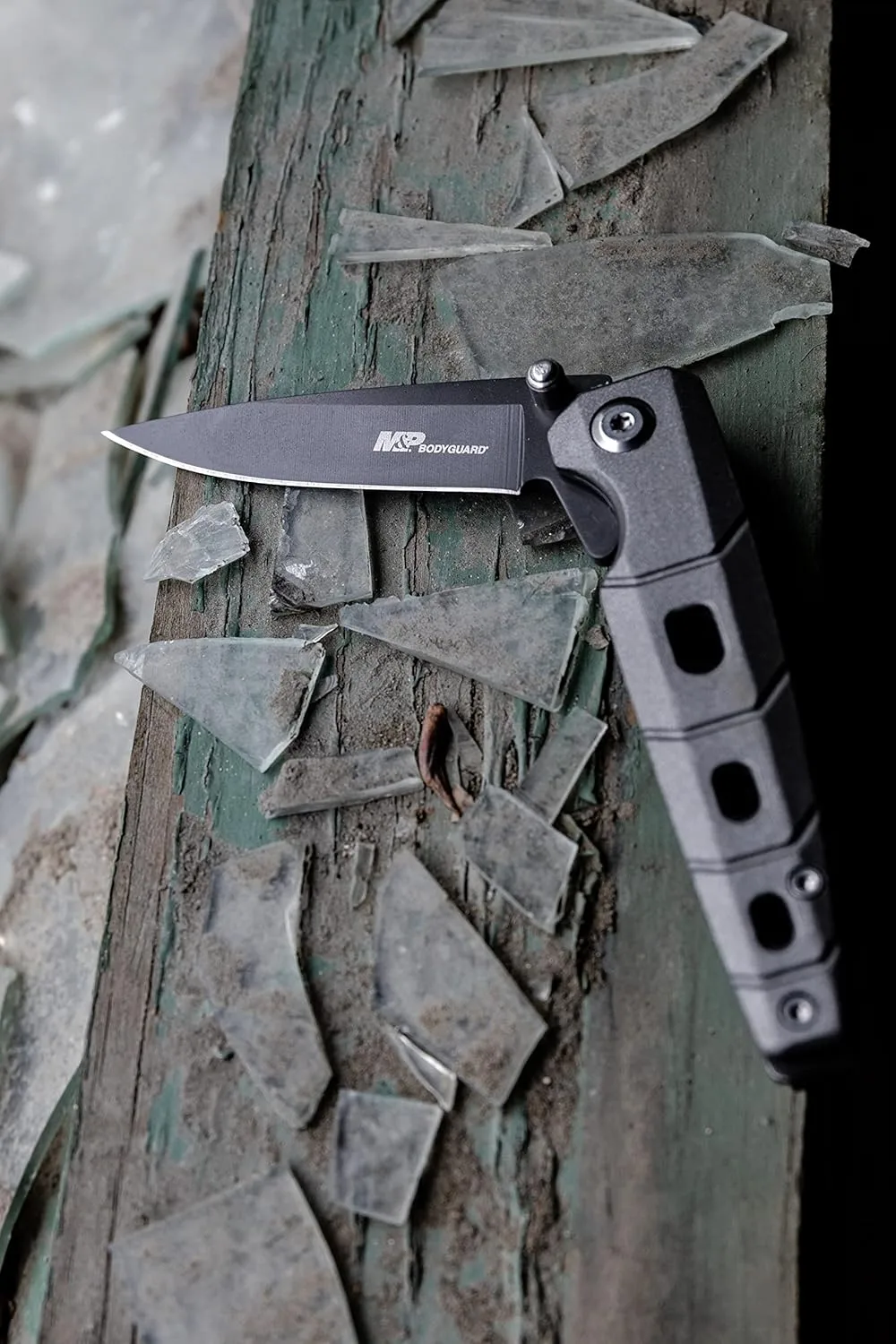 Smith & Wesson M&P Bodyguard 6.25in Ti-N S.S. Ultra-Glide Folding Knife with 2.75in Clip Point and Rubberized Aluminum