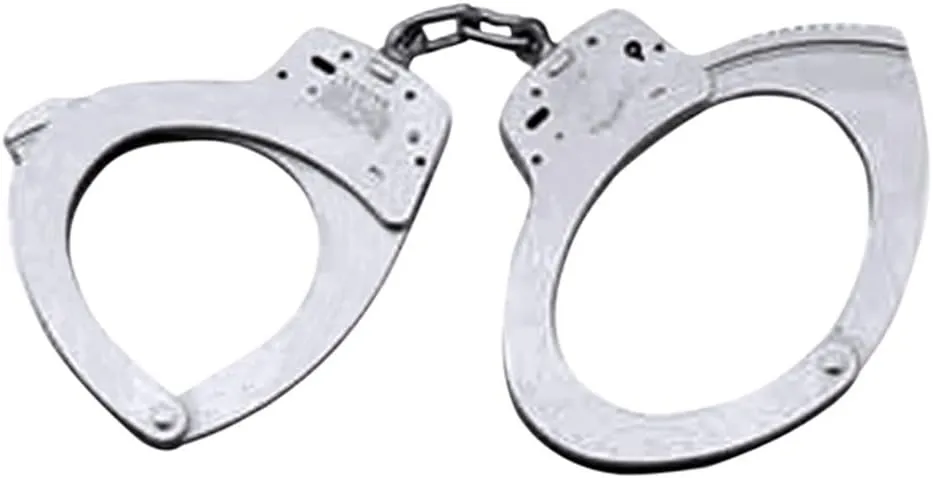 SMITH & WESSON Model 110 Oversized Chain-Linked Handcuffs