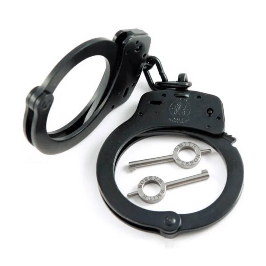 SMITH & WESSON Model 110 Oversized Chain-Linked Handcuffs
