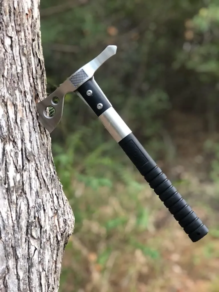 SOG FastHawk Tactical Tomahawk
