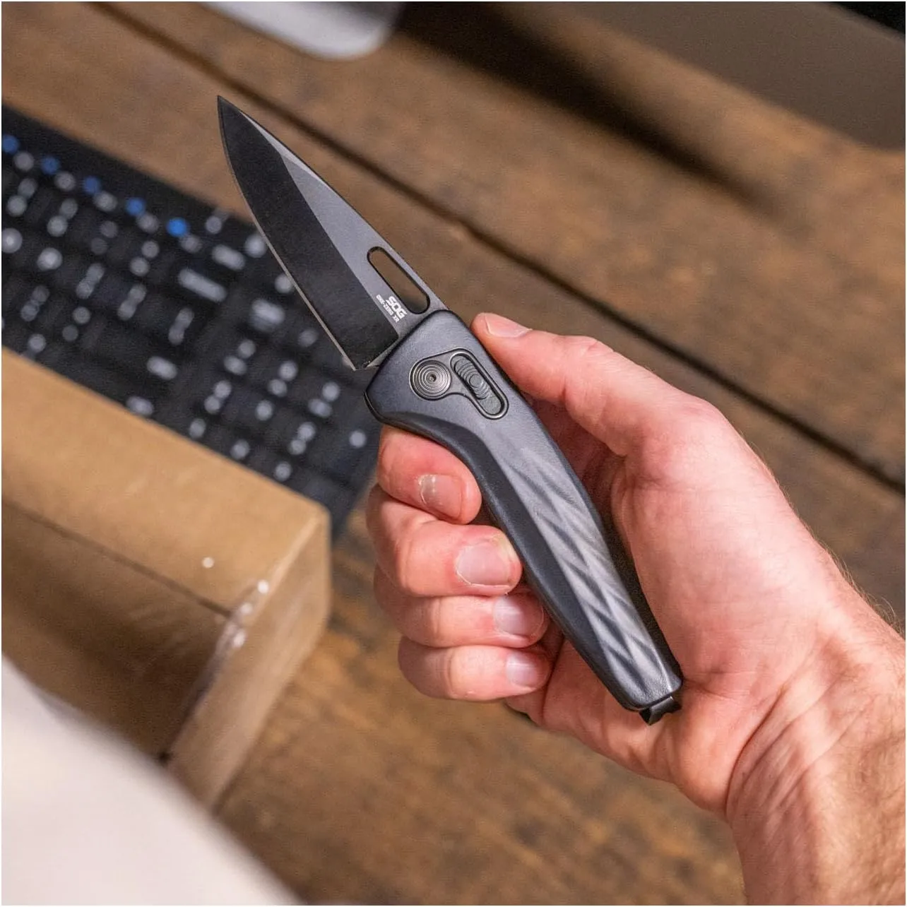 SOG One-Zero XR Easy-Opening Daily Carry Folding Knife with Aircraft-Grade Aluminum Handle | CRYO CPM S35VN Steel Blade