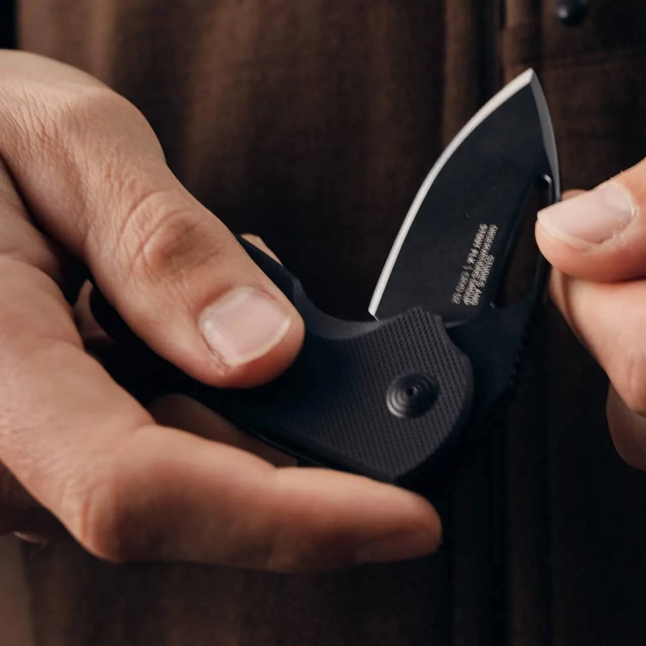 SOG Stout FLK Everyday Carry Compact Camping Folding Knife | G10 & Steel Handle | CRYO D2 Steel Blade | Quick Opening