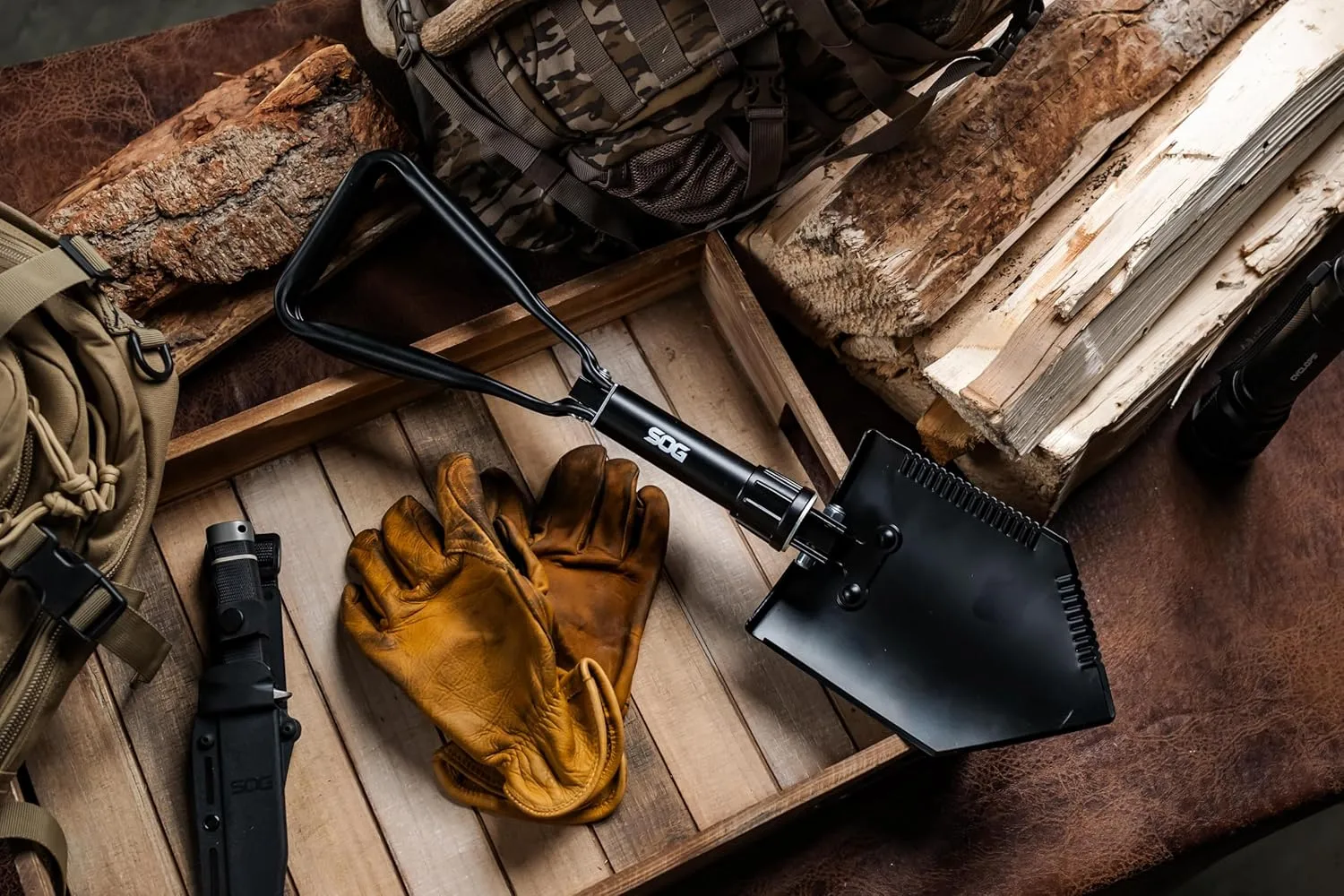 SOG Entrenching Tool Folding Shovel
