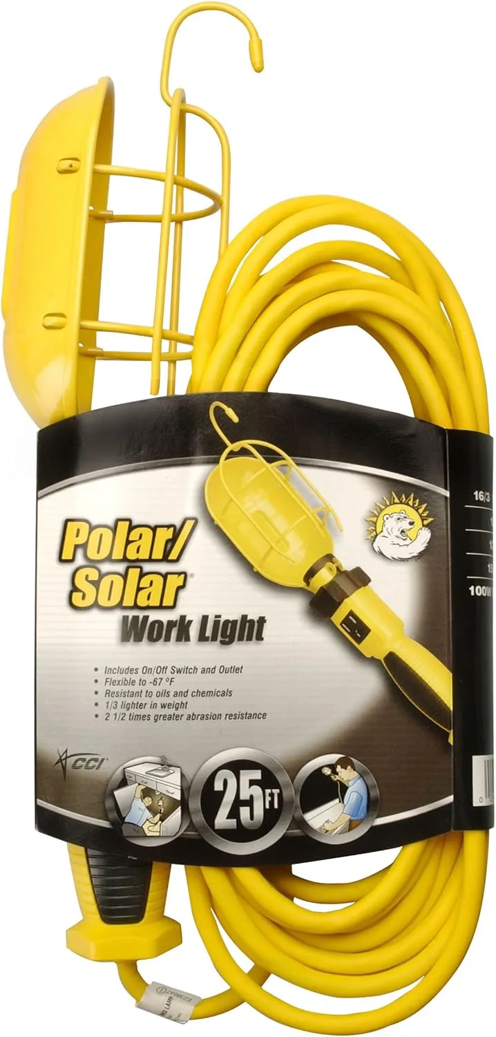 Coleman Cable 5857 16/3 SJEOW Trouble Light with Metal Guard and Outlet, 25-Foot