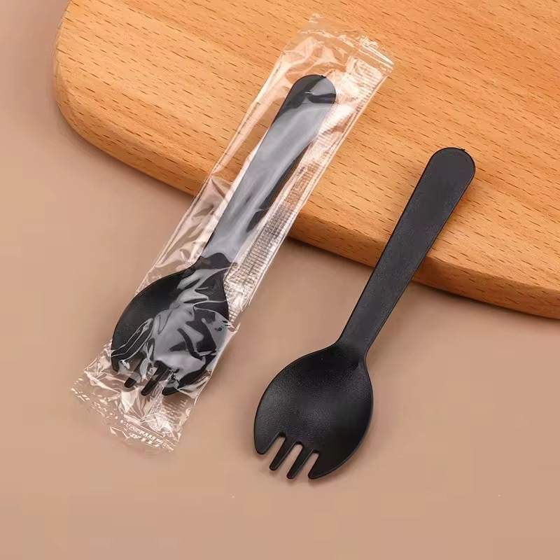 BLACK DESSERT SPORKS