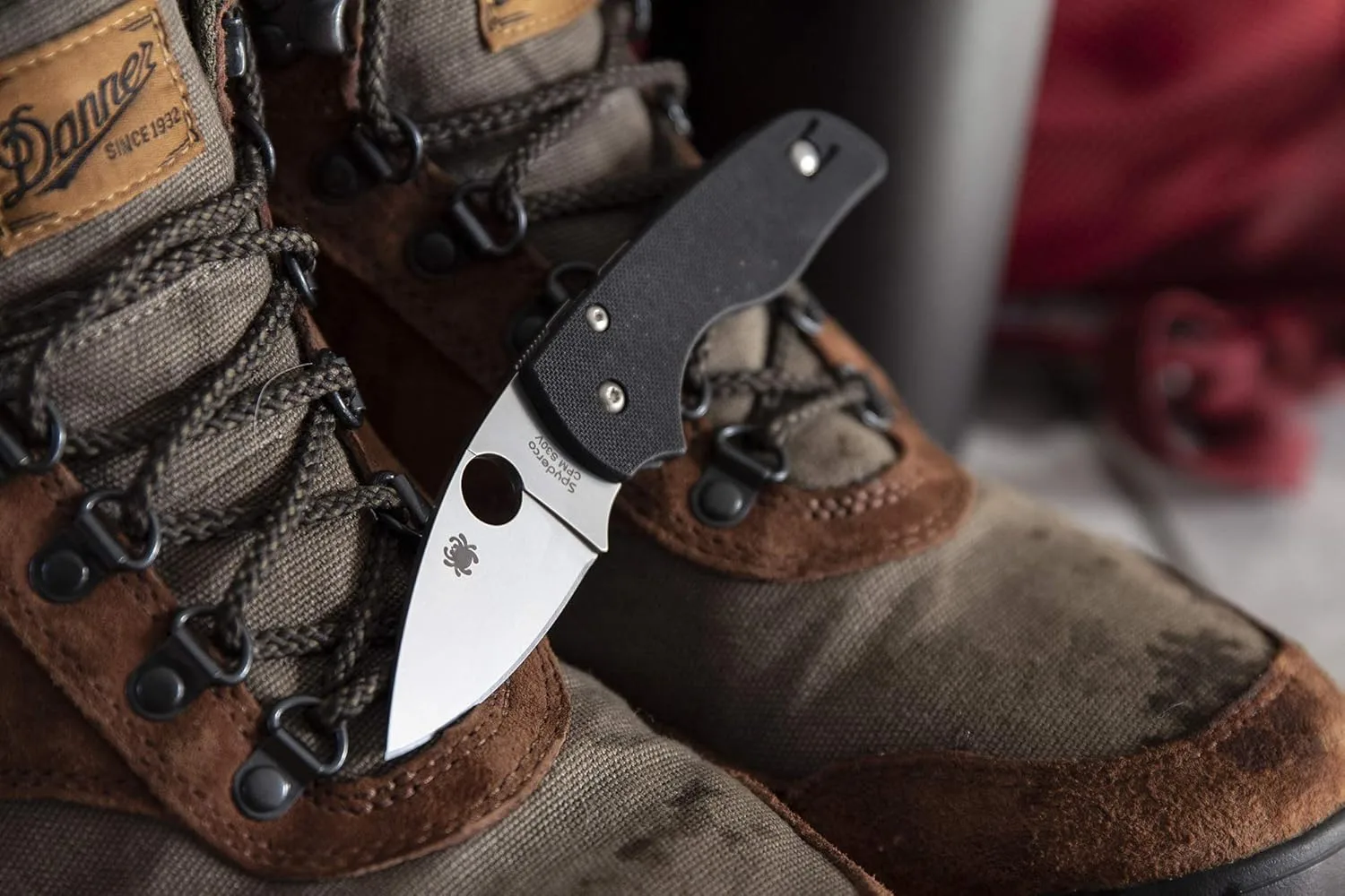 SPYDERCO Lil' Native Folding Knife - CPM S30V, Compression Lock