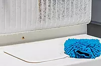 STAR BRITE Ultimate Xtreme Clean - High-Performance All-Surface Cleaner Degreaser, Ideal for Aluminum, Fiberglass, Plastic, Chrome, Stainless, Leather, and Rubber Surfaces Music