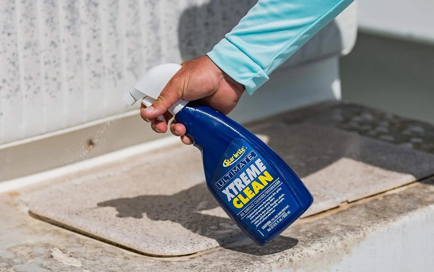 STAR BRITE Ultimate Xtreme Clean - All-Surface Cleaner & Degreaser