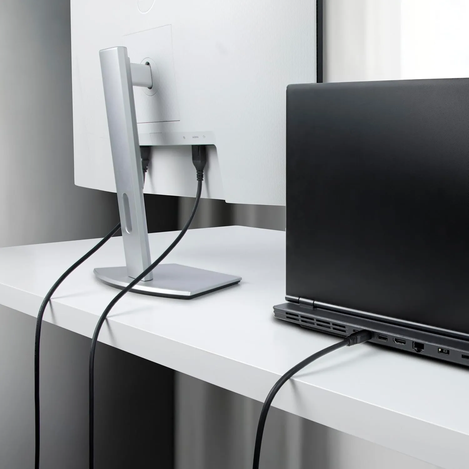 StarTech.com 10ft (3m) Mini DisplayPort to DisplayPort 1.4 Cable, 8K 60Hz/4K 120Hz HBR3 HDR, UHD mDP to DP 1.4 Cord