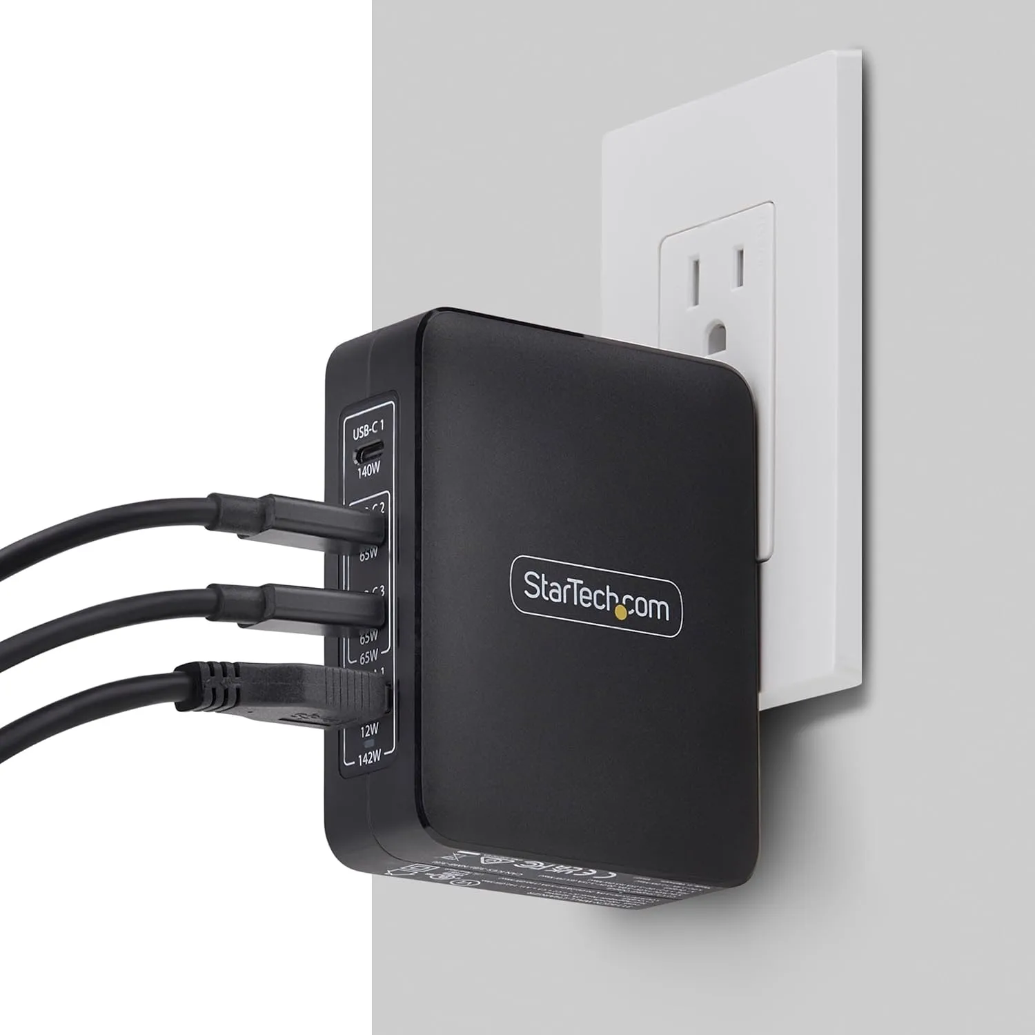 StarTech.com 140W USB-C Wall Charger, 3X USB-C/1x USB-A, PD 3.1 GaN Power Adapter for MacBook, Dell XPS/Inspiron/Precision