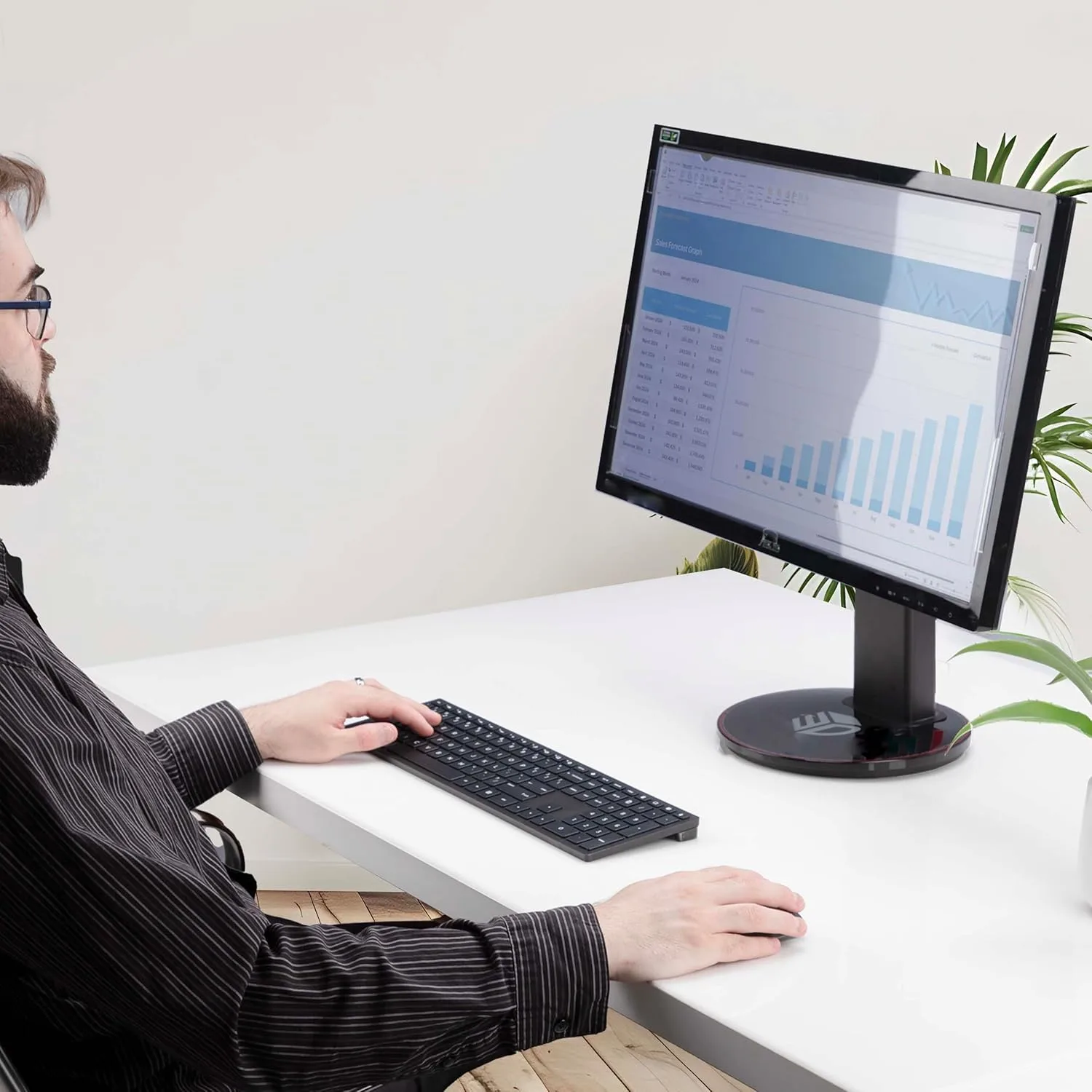StarTech.com 24-inch Anti-Blue Light Screen Filter for Monitors, TAA Compliant