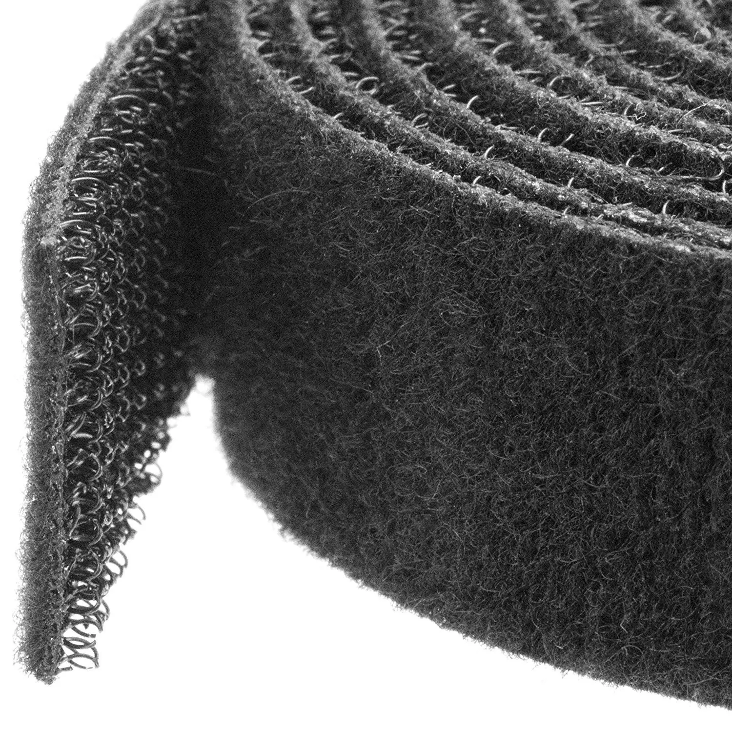 StarTech.com Hook and Loop Roll - Cut-to-Size Reusable Cable Ties - Black