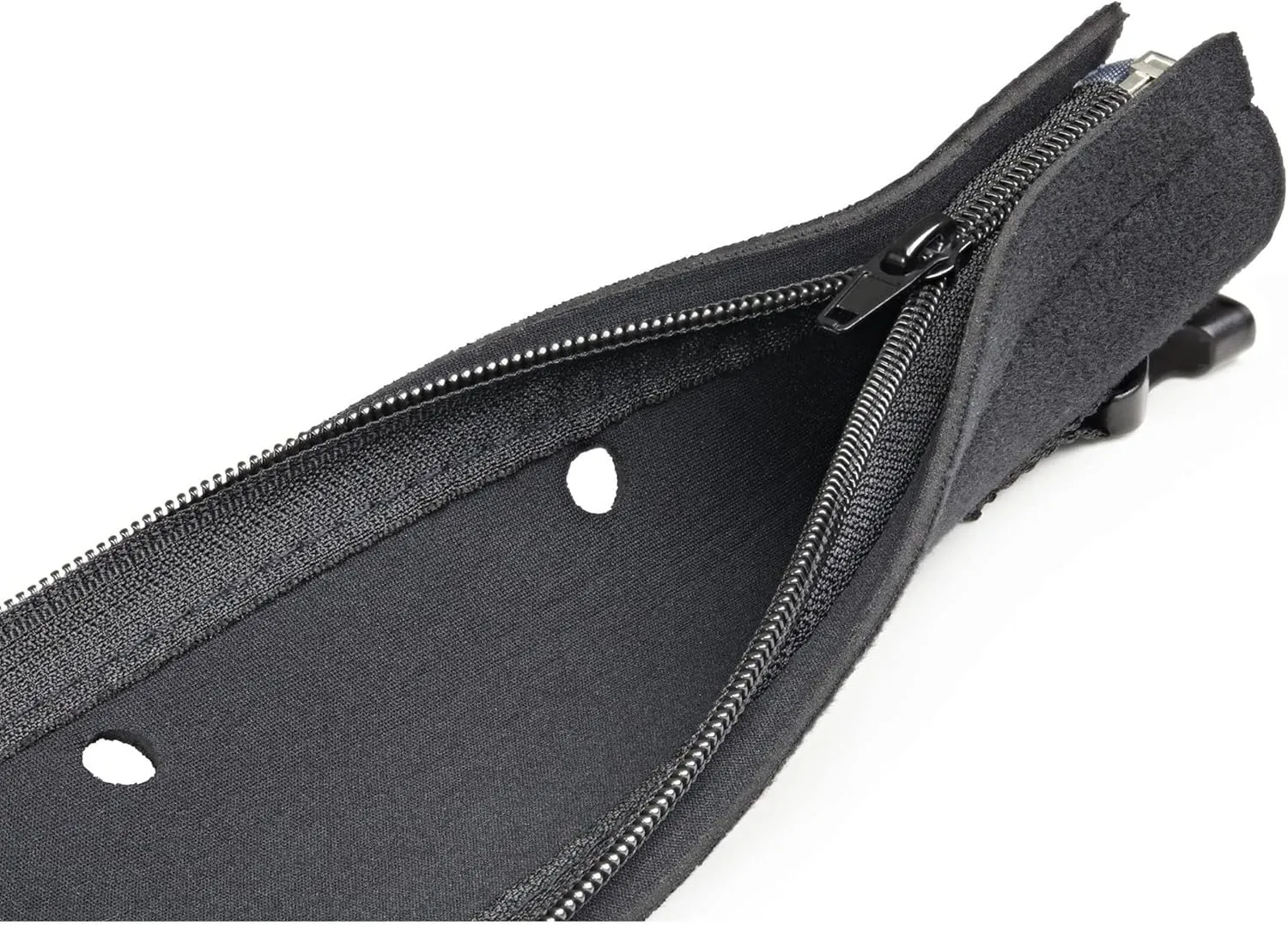 StarTech.com 40" (1m) Neoprene Cable Management Sleeve with Zipper & Buckle - 1.2" (3cm) Diameter