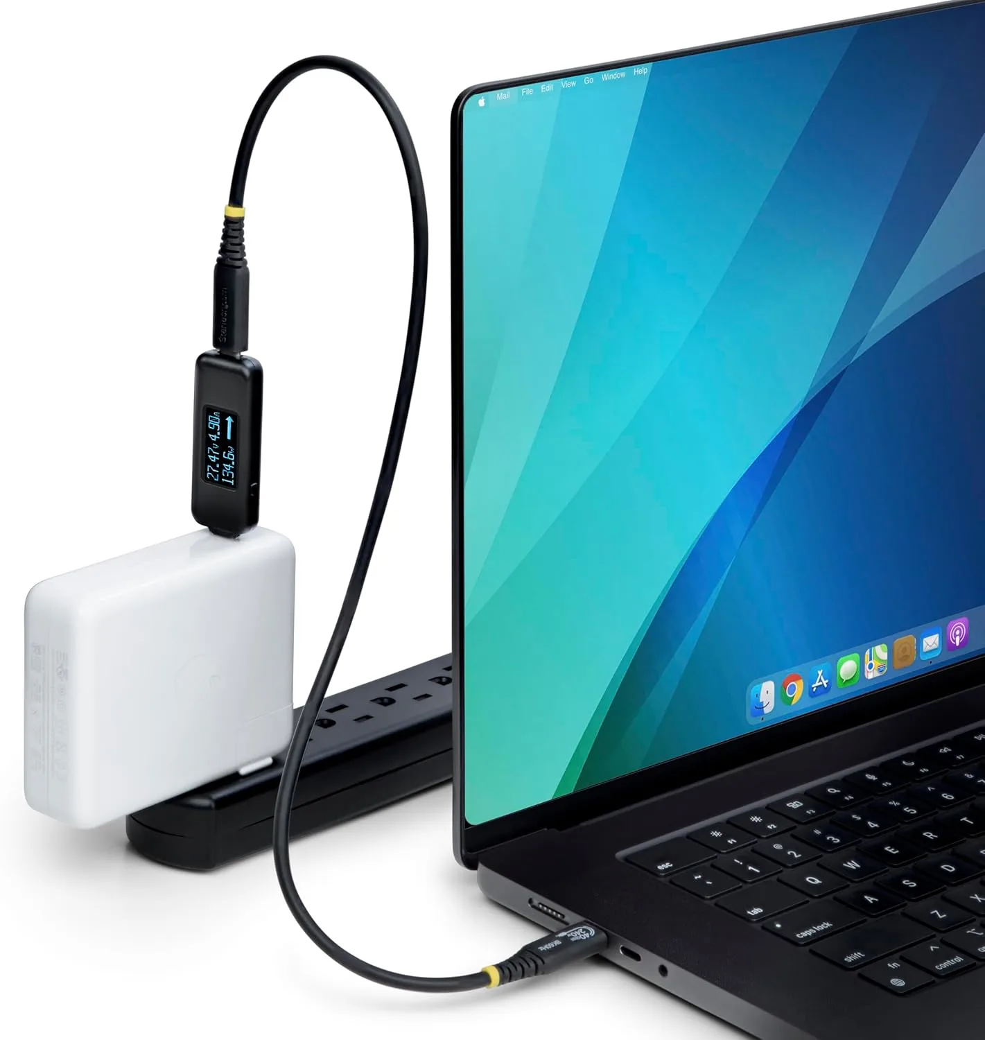 StarTech.com USB-C Power Tester, Digital Multimeter, Bi-Directional Voltage and Current Meter, 240W PD EPR, Cable/Port Tester