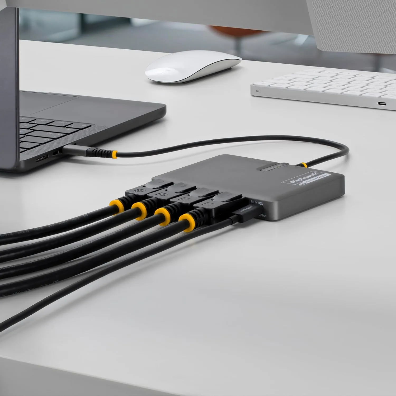 StarTech USB-C to Quad DisplayPort Workstation Dock, 4K60, 140W PD (QUAD-USB-DP-ADAPT)