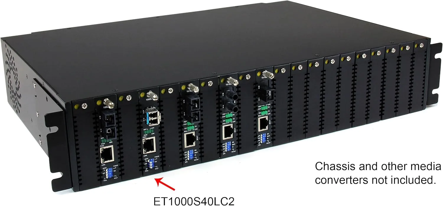 StarTech.com Single-Mode (SM) LC Fiber Media Converter - Gigabit