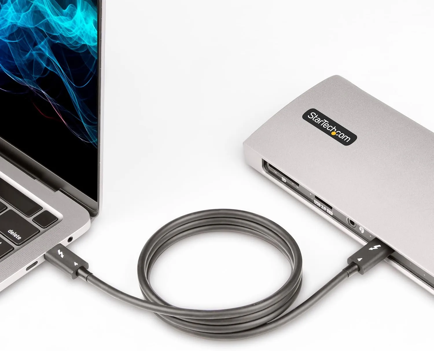 StarTech.com Thunderbolt 4 Cable - 40Gbps, 100W PD, 8K/4K Video, USB-C