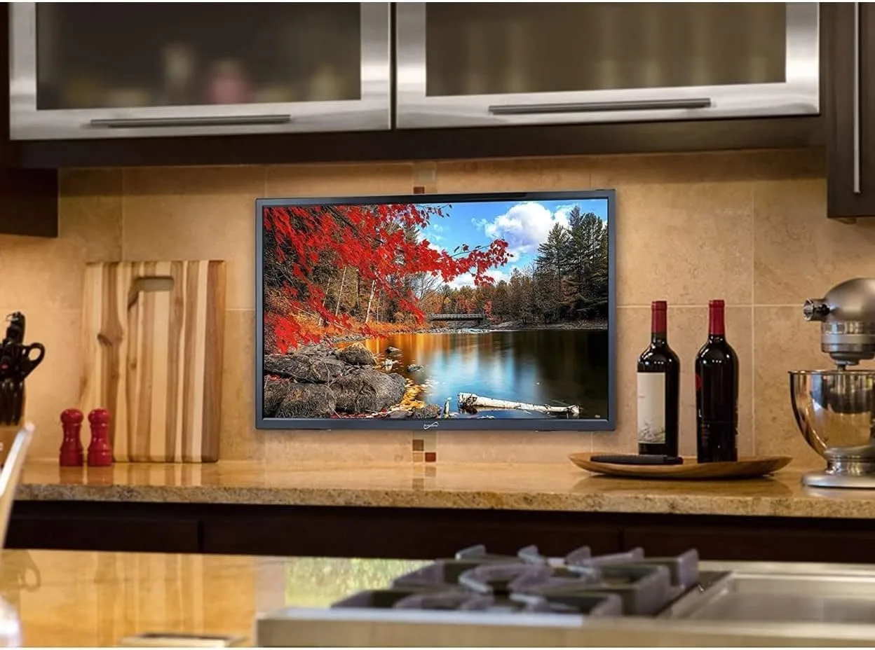 SUPERSONIC LED HDTV with HDMI and USB