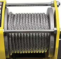 Superwinch 1331200 UT3000, 12 VDC winch, 3,000lb/1360 kg with mount plate, Roller Fairlead & 12' remote