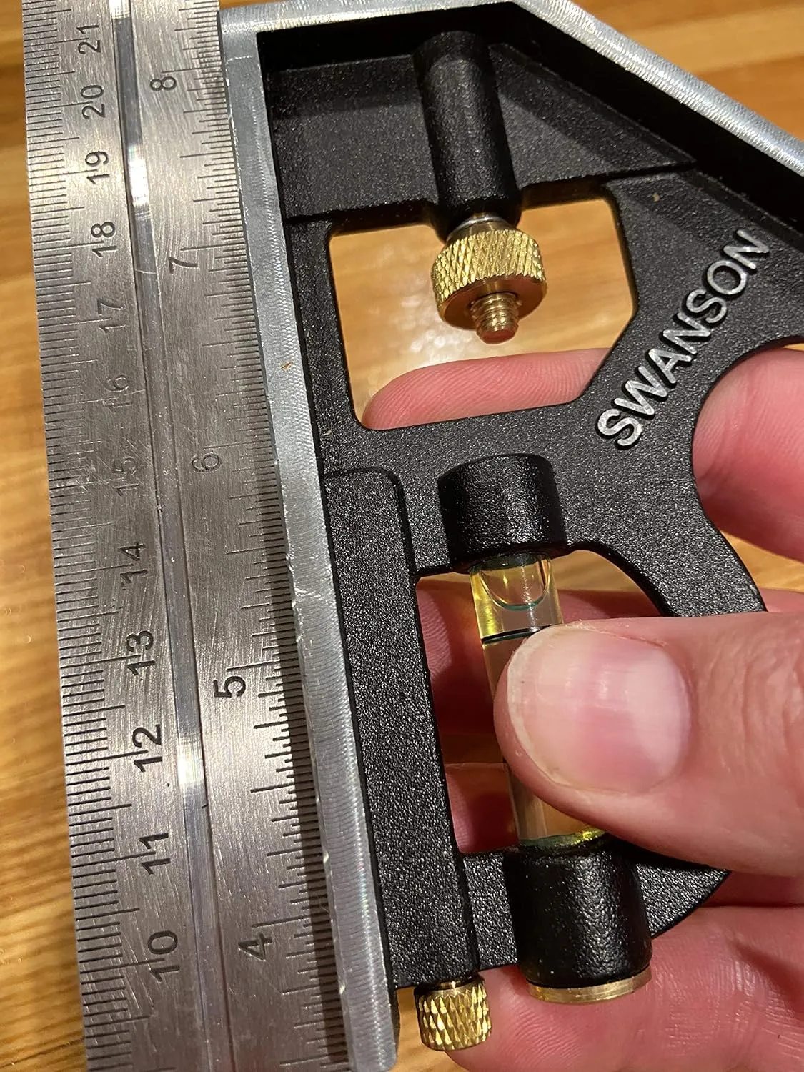 SWANSON TOOLS Combination Square with Die-Cast Zinc Body and Stainless Steel Rule