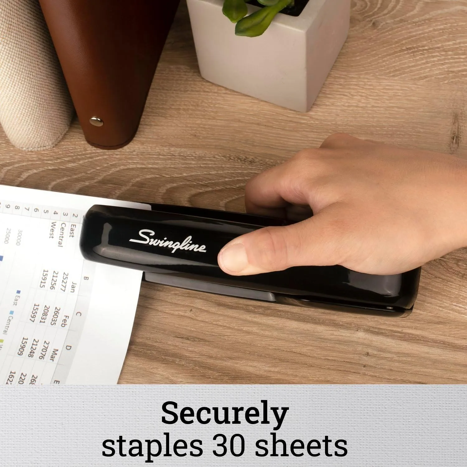 Swingline 747 Business Stapler, 30 Sheet Capacity, Black (74741)