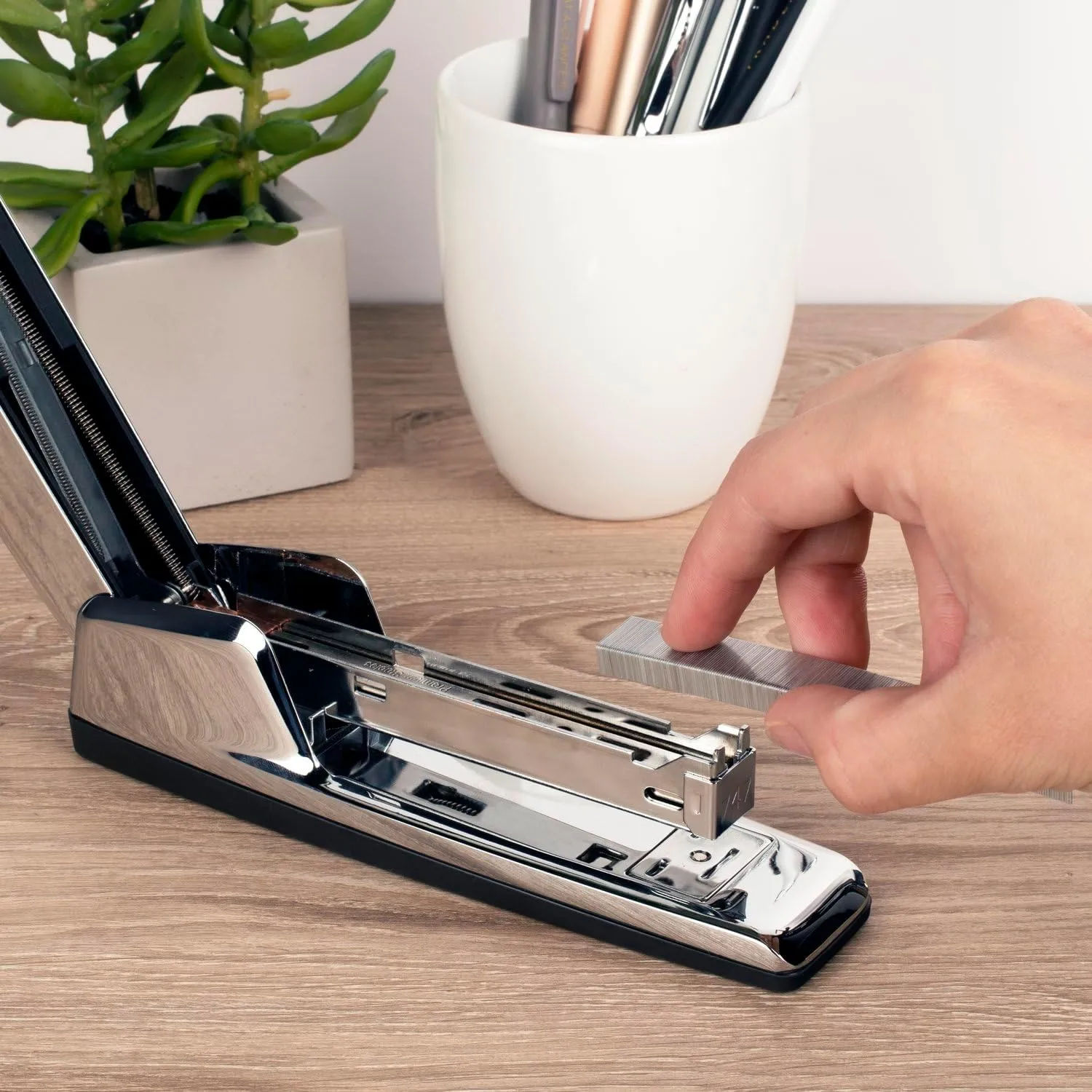 SWINGLINE 747 Business Stapler, 30-Sheet All-Metal Desktop