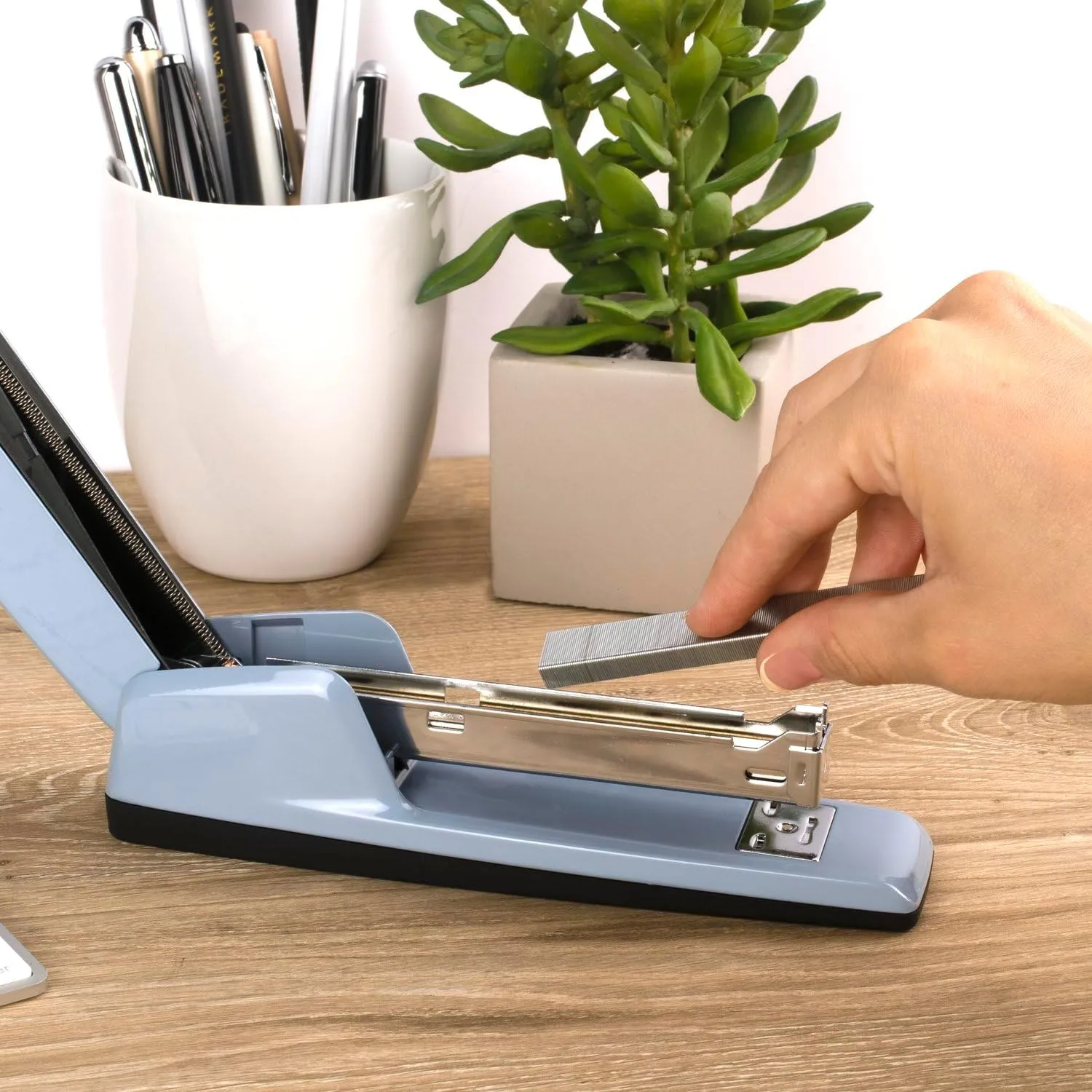 SWINGLINE 747 Business Stapler, 30-Sheet All-Metal Desktop