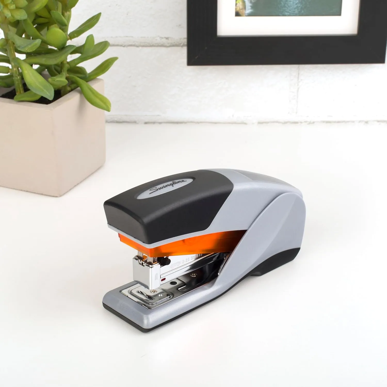 Swingline Optima 25 Compact Reduced Effort Stapler, Orange/Gray (66412)