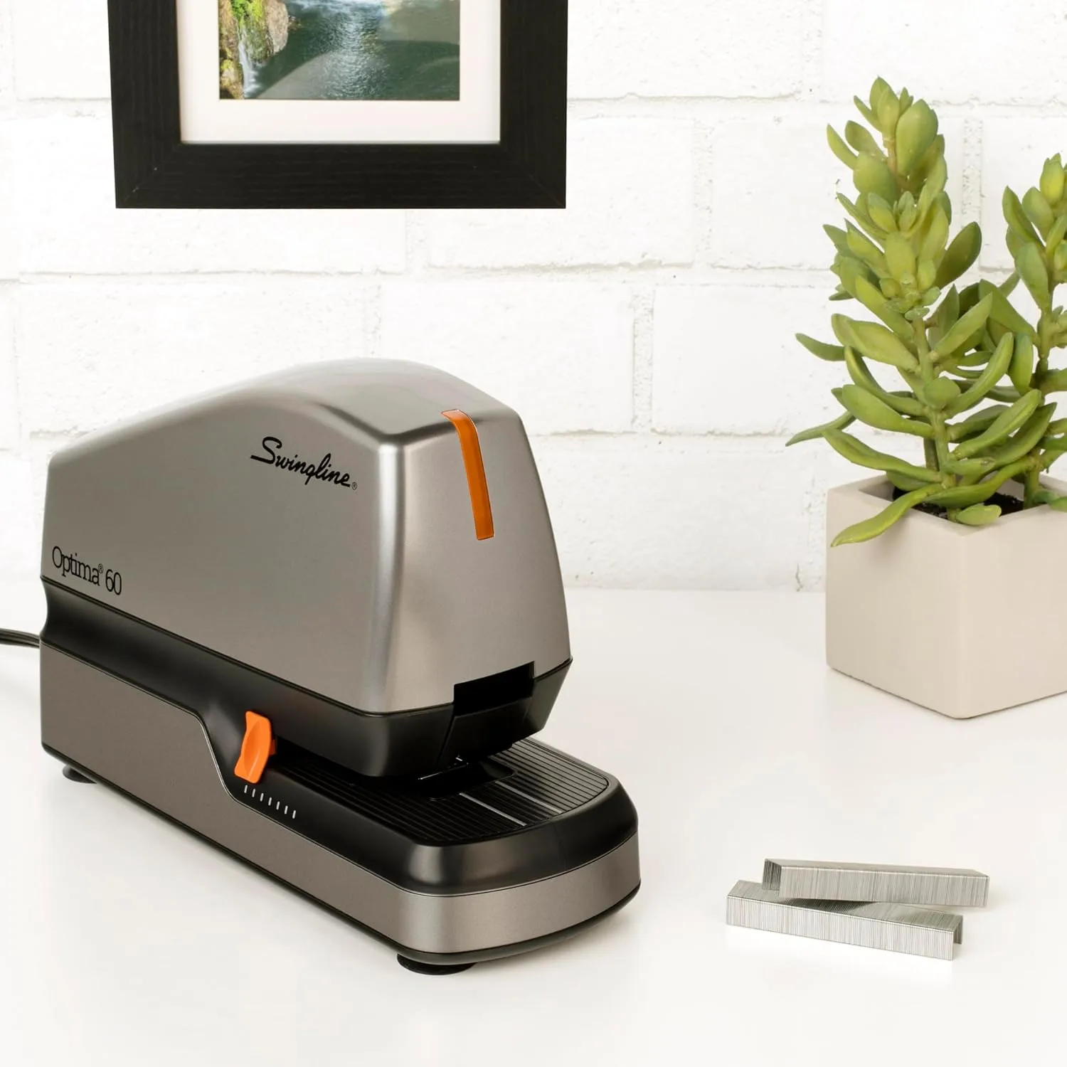 SWINGLINE Optima Electric Stapler