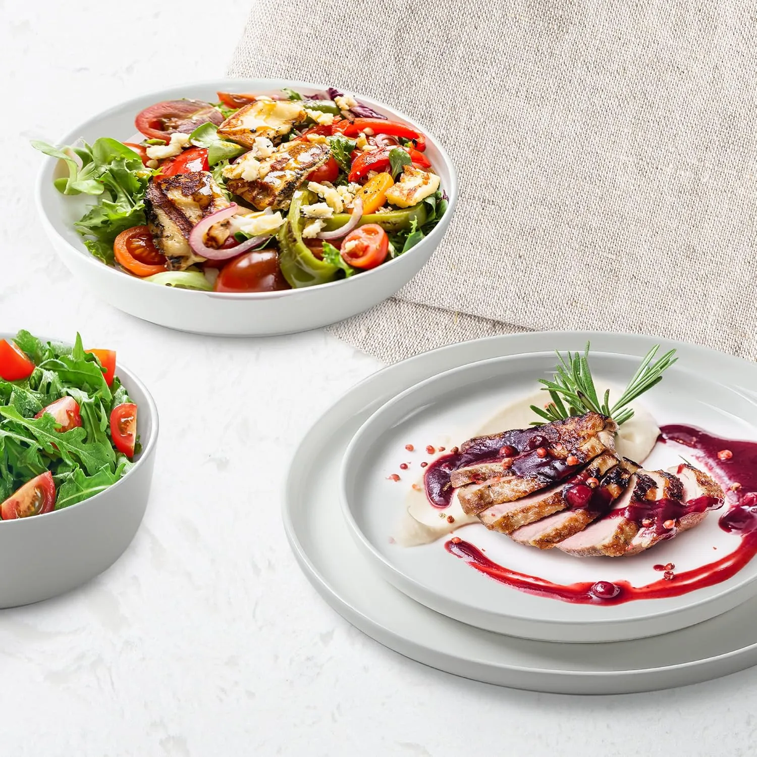 TABLE 12 16-Piece Dinnerware Set, Service for 4