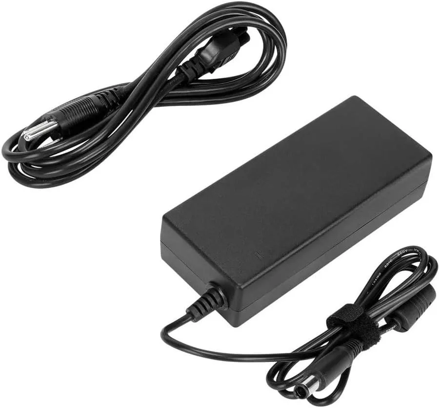Targus BUS0414 AC/DC Adapter and Cable Bundle