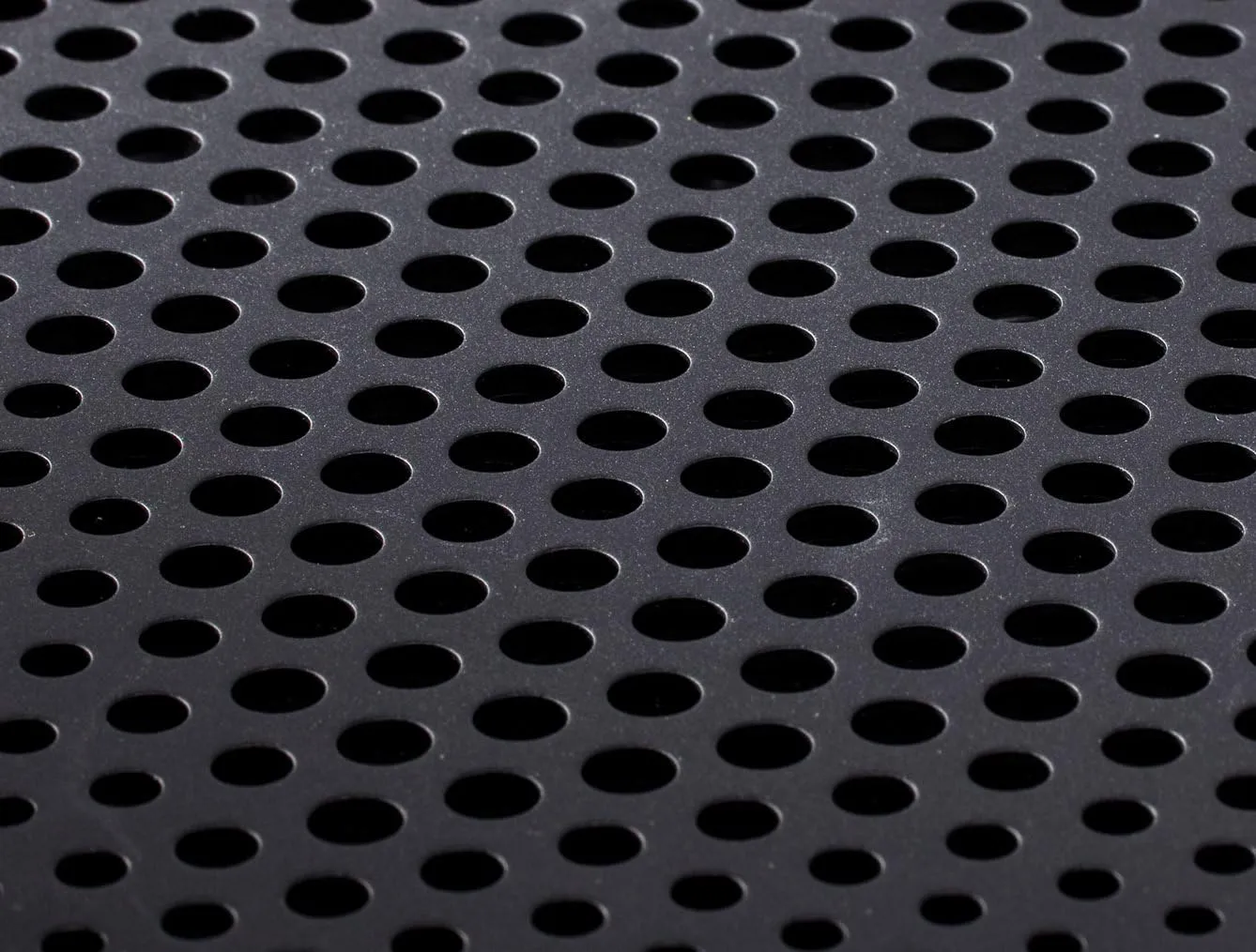 Targus Chill Mat HD3 Gaming for up to 18-Inch Laptop, Black (AWE57US)