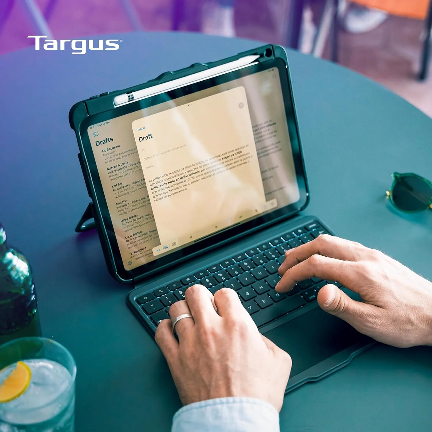 Targus VersaVu Bluetooth Keyboard Case for iPad Pro 13-inch (M4) – 360 Degree Rotation, Backlit Keys, Multi-Touch Trackpad