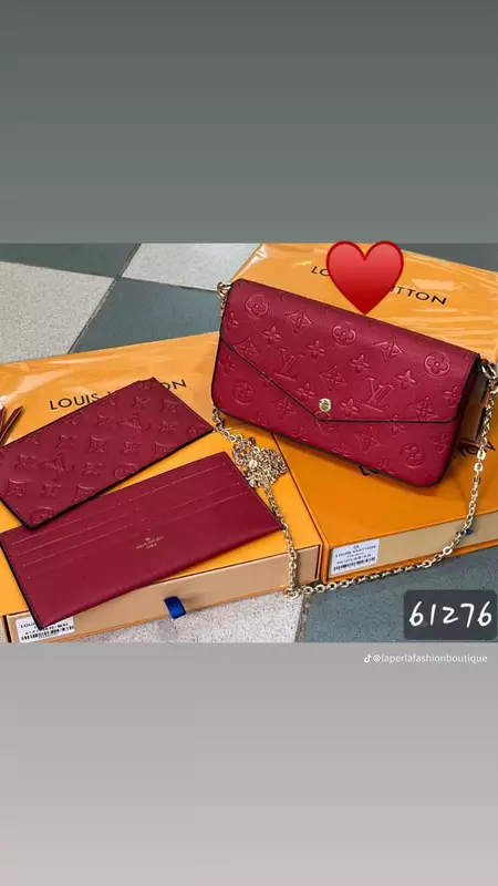 LOUIS VUITTON PURSE