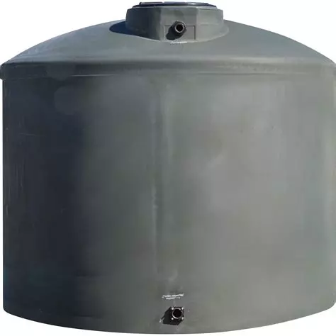 Snyder Industries 1600 Gallon Green Vertical Water Tank