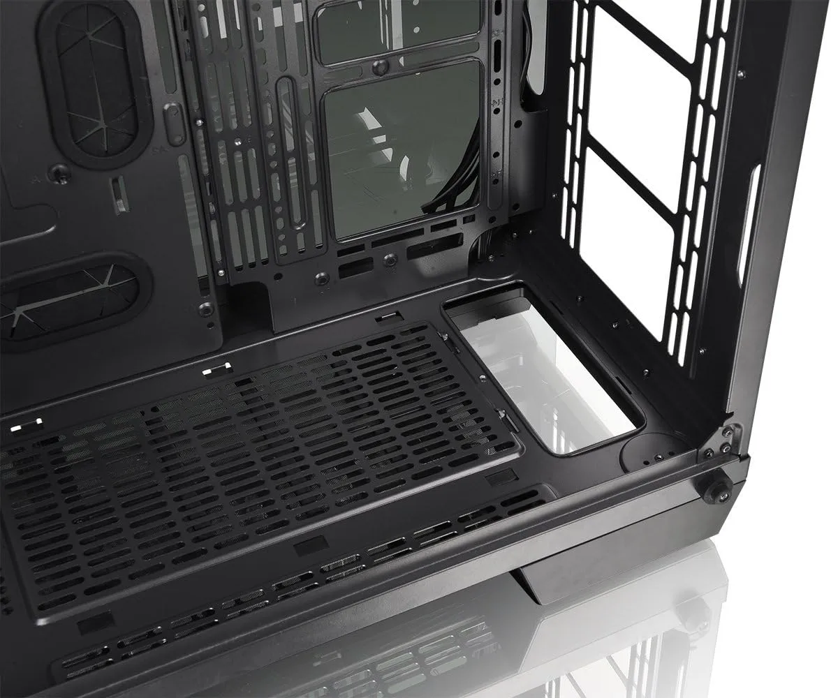 Thermaltake View Series Tempered Glass PC Chassis with RGB/ARGB Fans