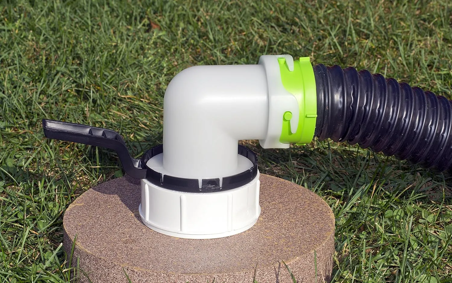 TITAN Fuel Tanks Titan 20 Foot Premium RV Sewer Hose Kit - Thetford 17902 20ft Titan Sewer Hose