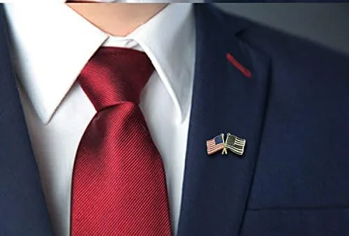 THIN LINE TACTICAL Thin Blue Line American Flag Lapel Pin