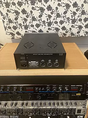 Alctron MP-100 Tube/Solid Stare Preamp Alctron MP-100 Tube/Solid Stare Preamp