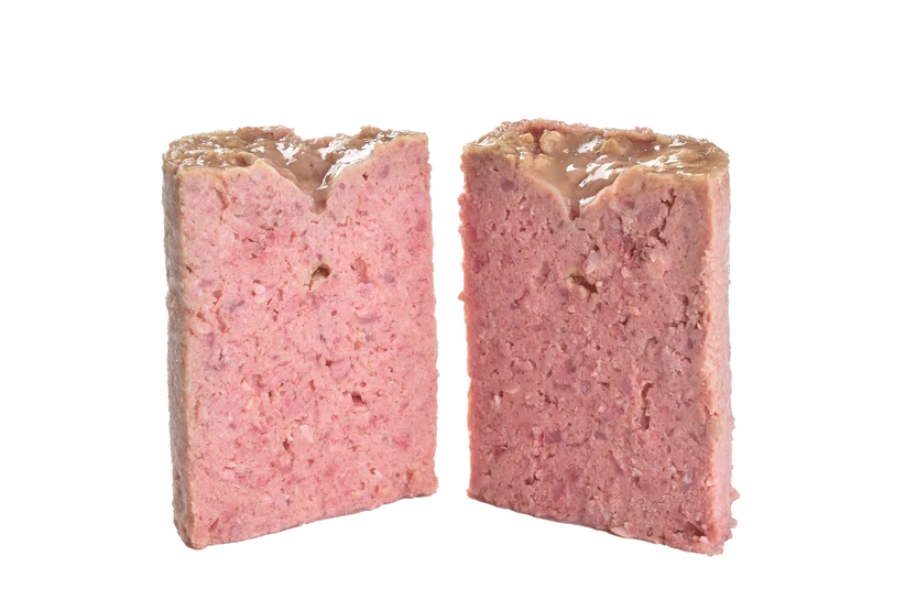 Brit Premium Dog Chicken with Hearts 400 g Tin