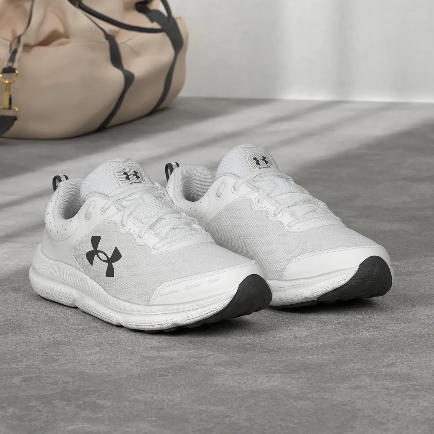 Under Armour Charged Assert 10 Running Shoe