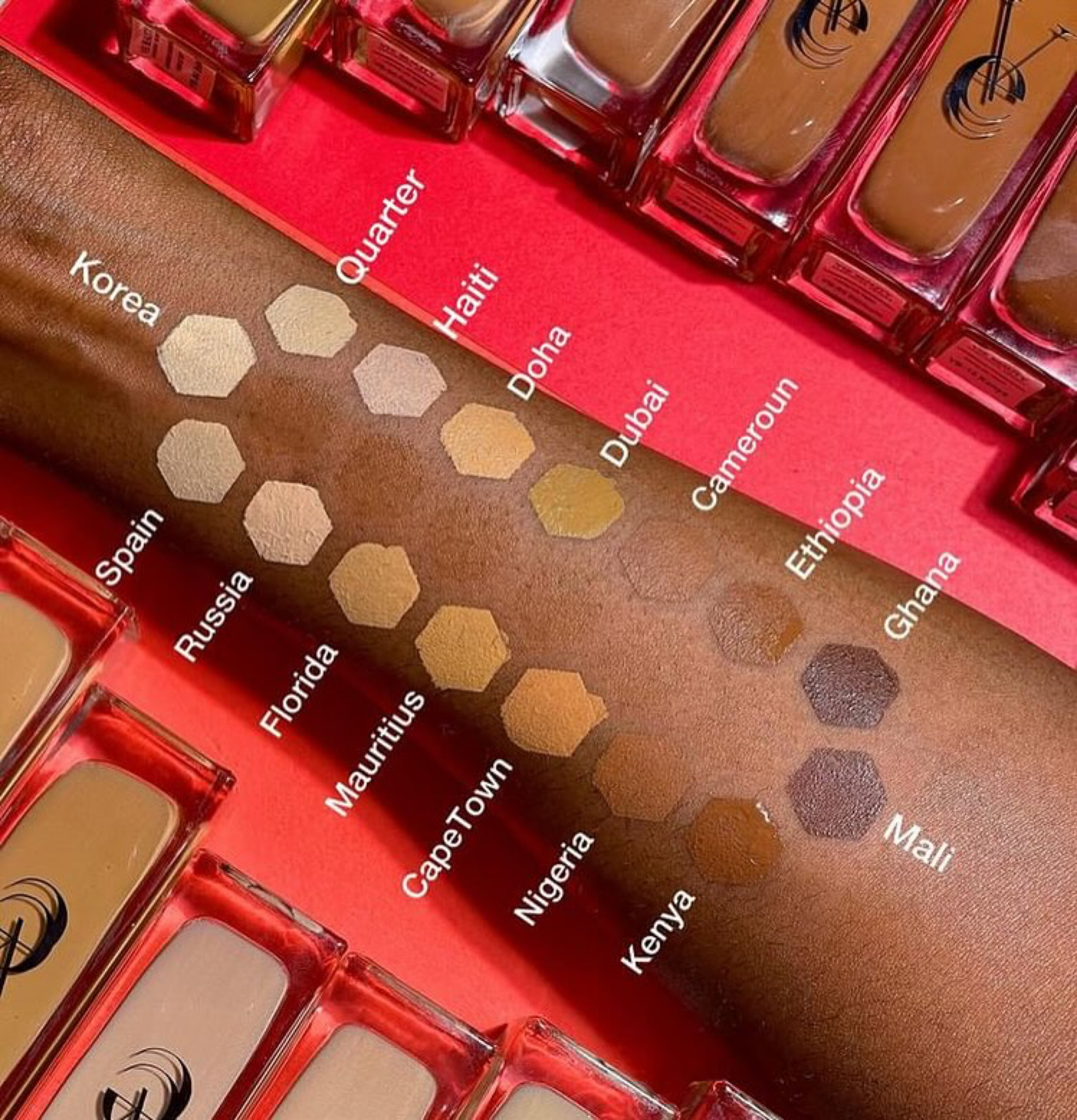 VEE BEAUTY SECOND SKIN FOUNDATION
