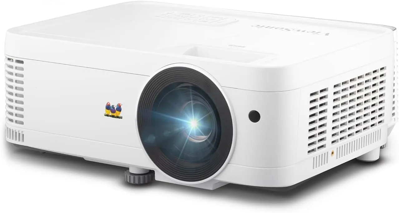 VIEWSONIC Home Theater Projector — Bright, Optical Zoom