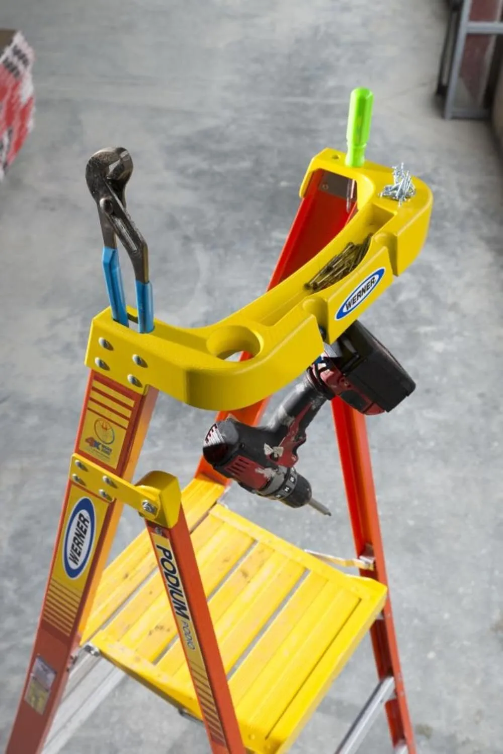 WERNER CO PD6203 Type IA Aluminum Podium Ladder - 3'