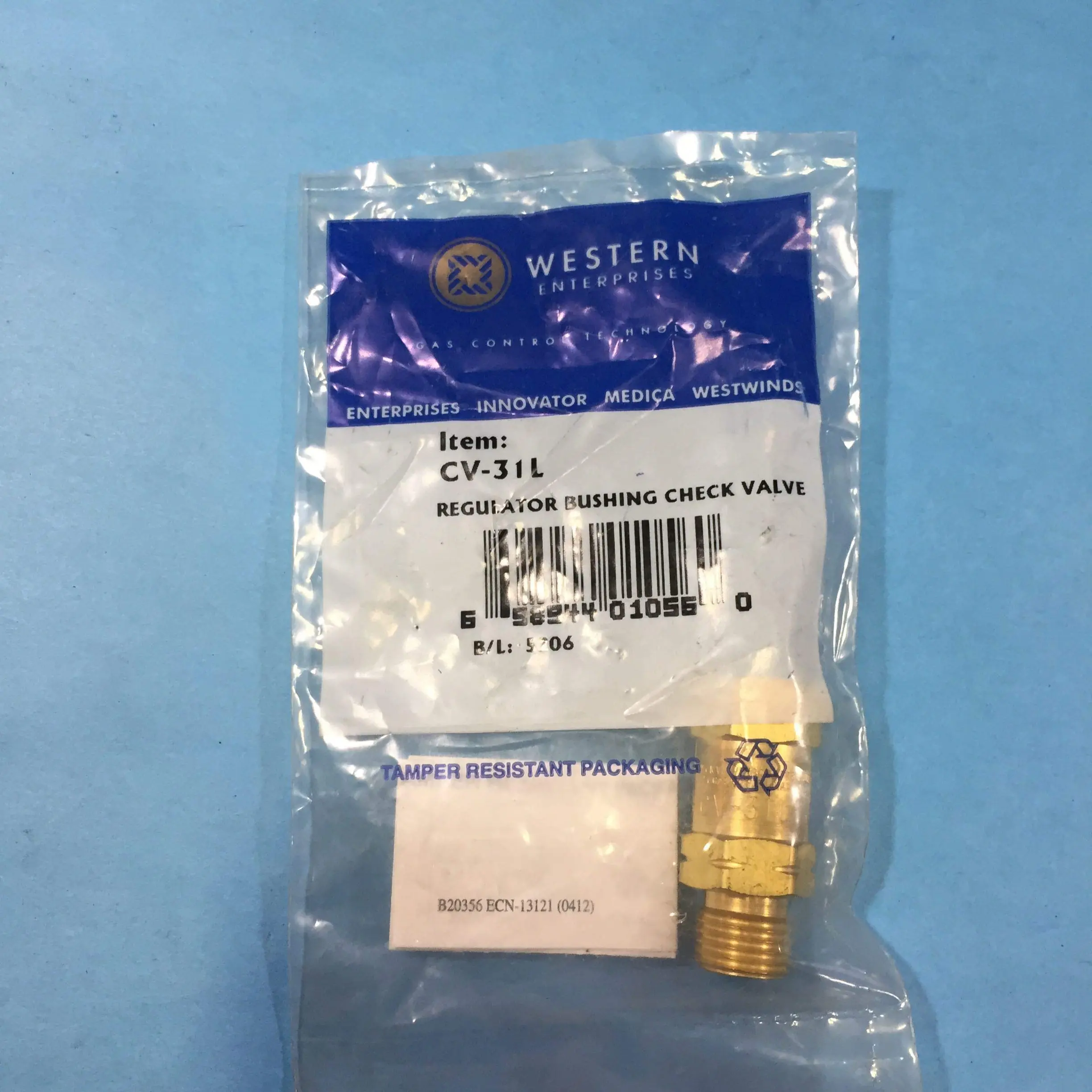 Western Enterprises CV-31L Regulator Bushing Adaptor Model B-Size (9/16"-18")